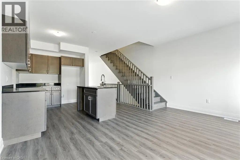 4 CLEAR VALLEY Lane