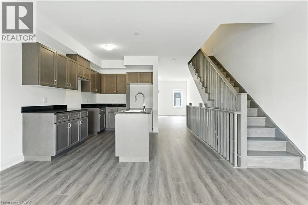4 CLEAR VALLEY Lane