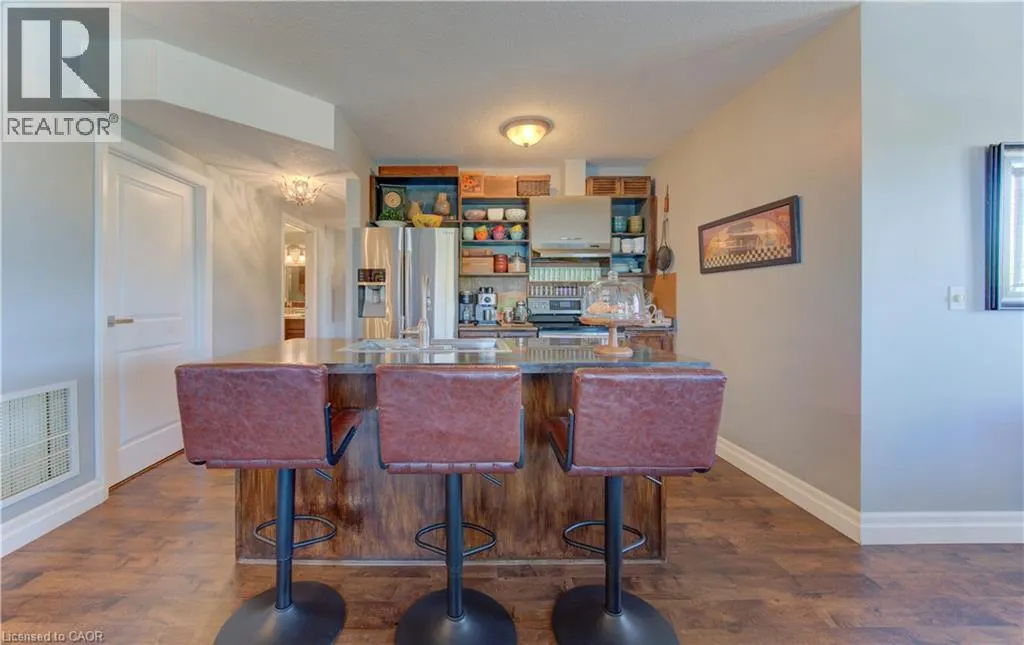 345 BRIARMEADOW Drive Unit# 402, #402