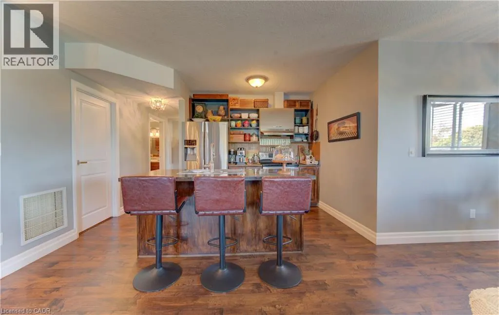 345 BRIARMEADOW Drive Unit# 402, #402