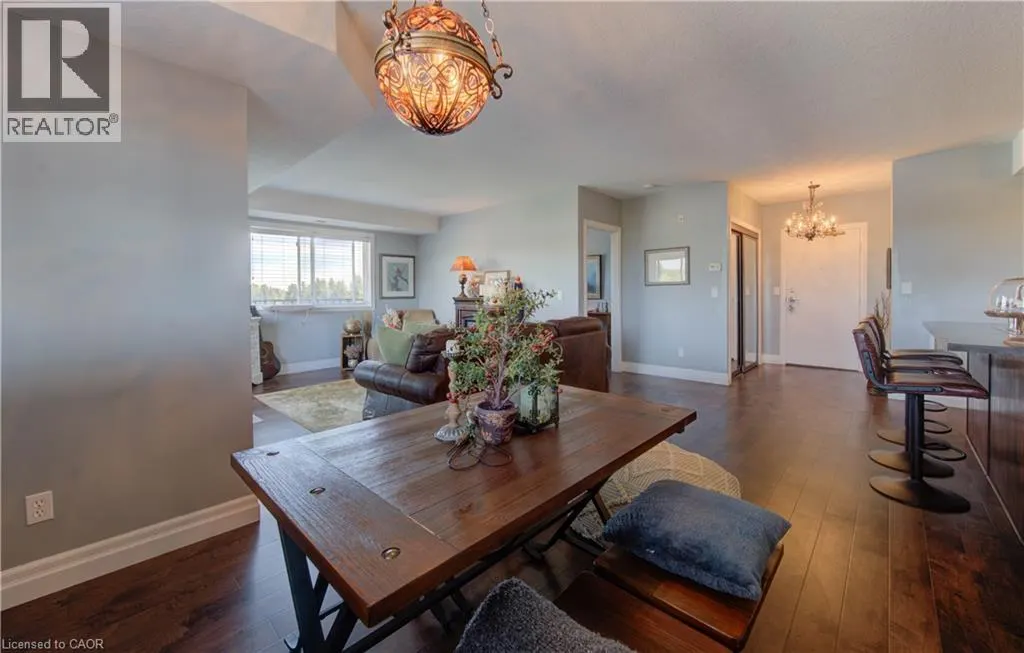 345 BRIARMEADOW Drive Unit# 402, #402