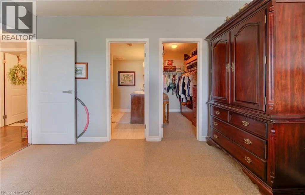 345 BRIARMEADOW Drive Unit# 402, #402