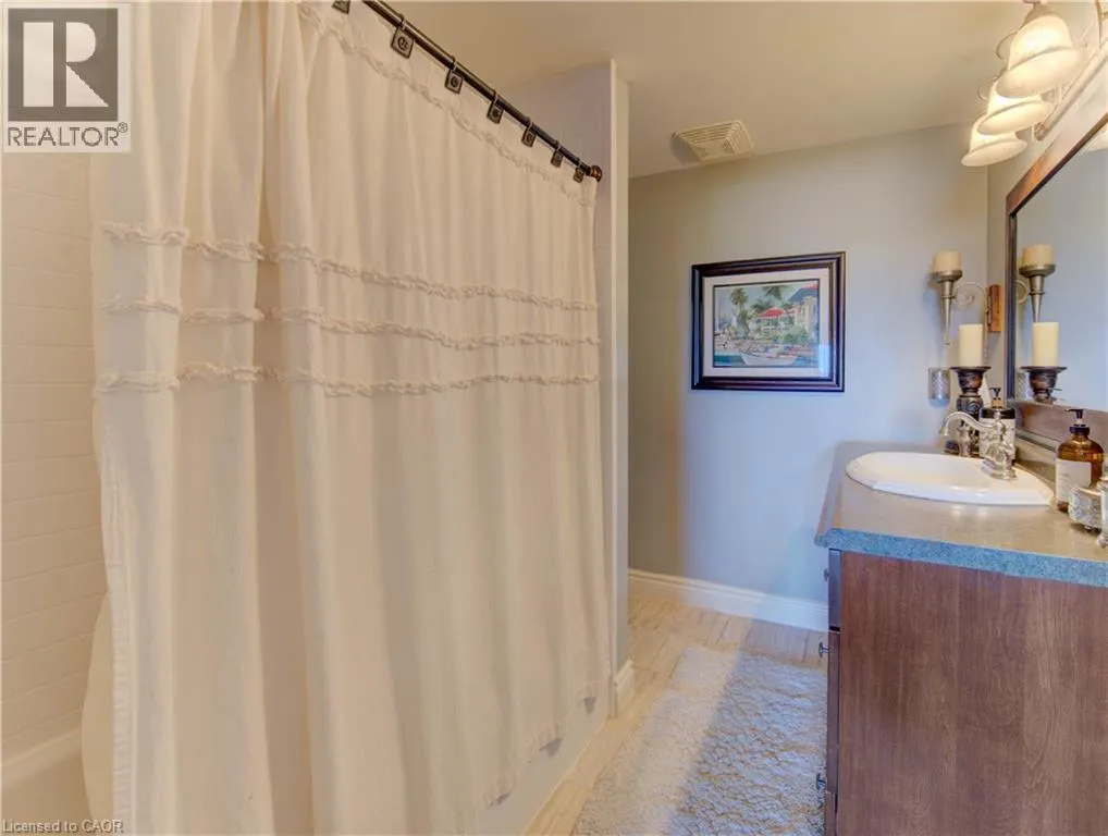 345 BRIARMEADOW Drive Unit# 402, #402