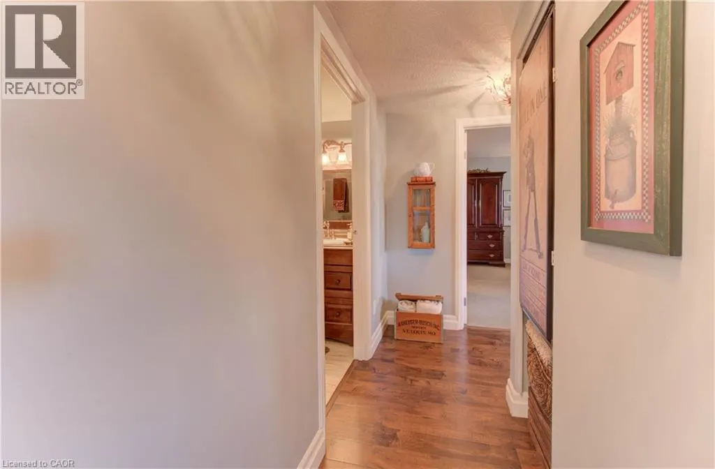 345 BRIARMEADOW Drive Unit# 402, #402