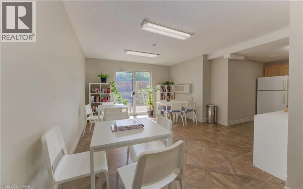 345 BRIARMEADOW Drive Unit# 402, #402