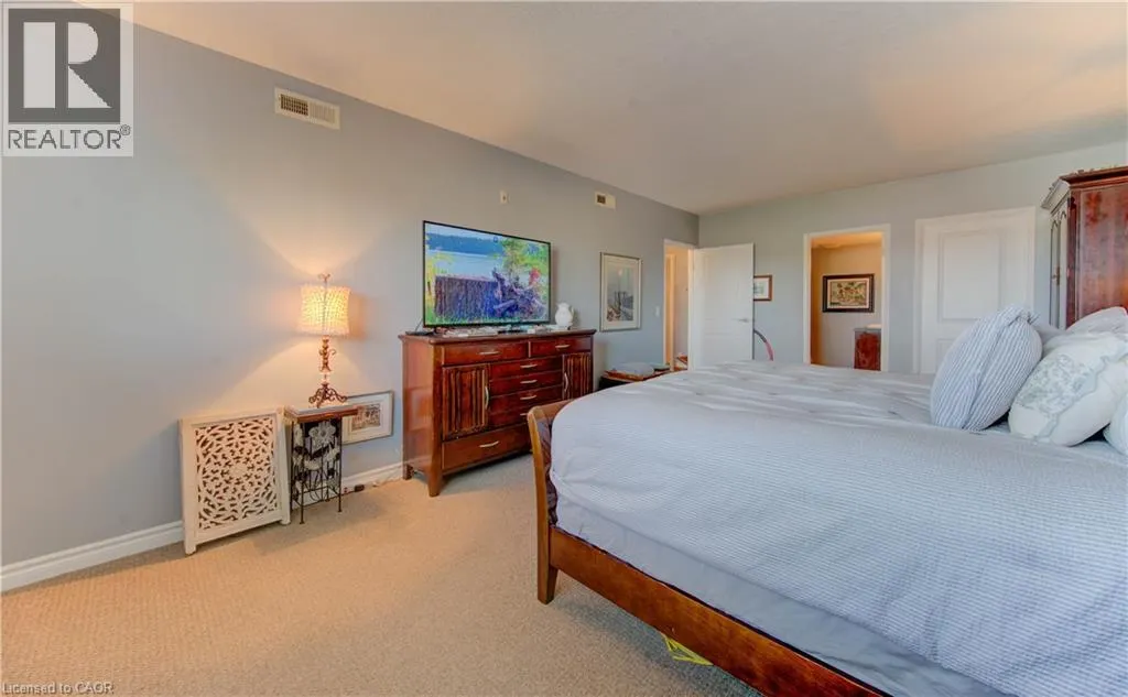 345 BRIARMEADOW Drive Unit# 402, #402