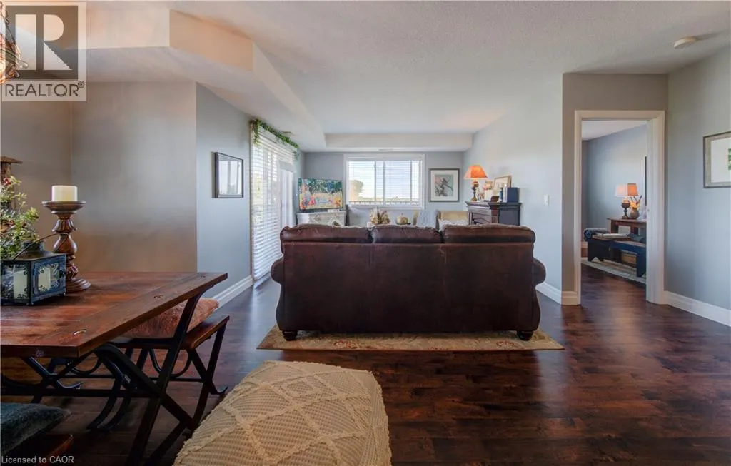 345 BRIARMEADOW Drive Unit# 402, #402