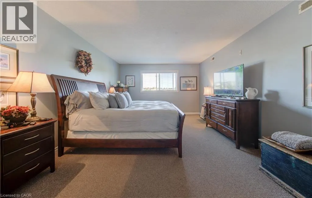 345 BRIARMEADOW Drive Unit# 402, #402