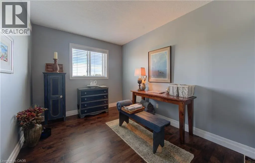 345 BRIARMEADOW Drive Unit# 402, #402