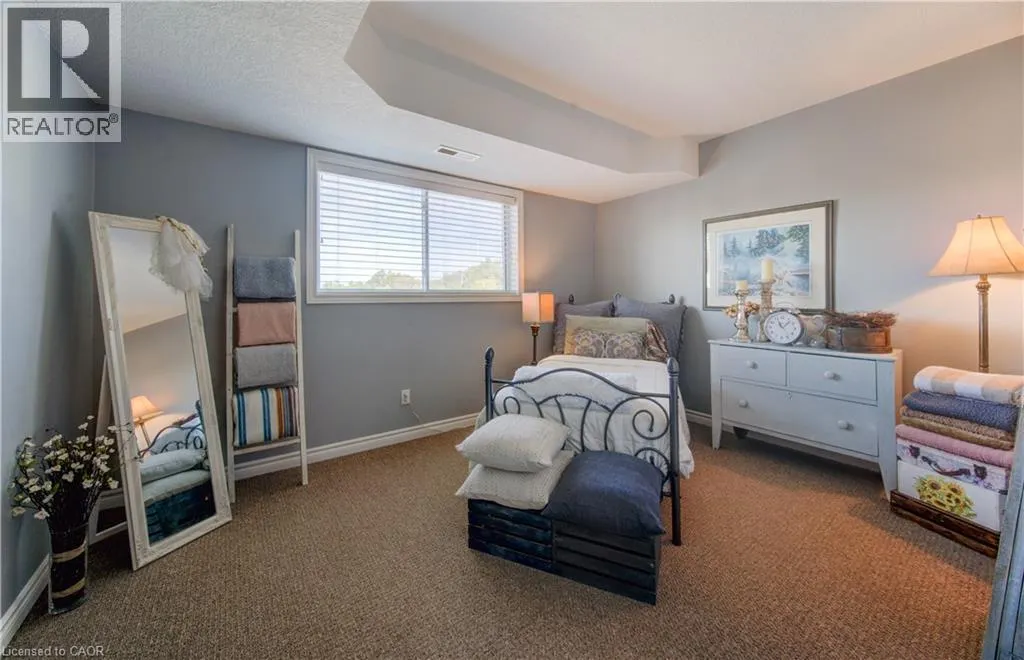345 BRIARMEADOW Drive Unit# 402, #402