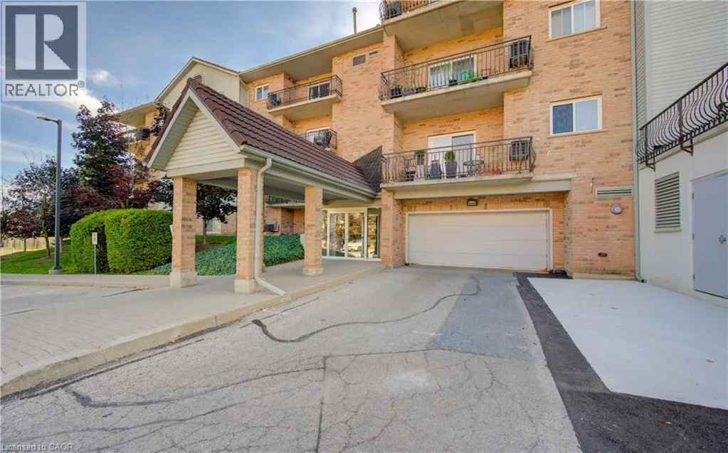 345 BRIARMEADOW Drive Unit# 402, #402