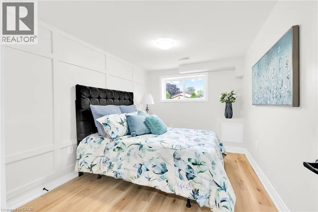 121 APPLEFORD Road