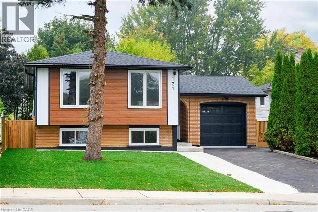 121 APPLEFORD Road
