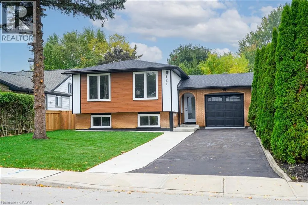 121 APPLEFORD Road