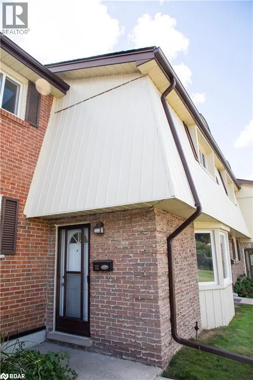 160 JANSEN Avenue Unit# 32, #32