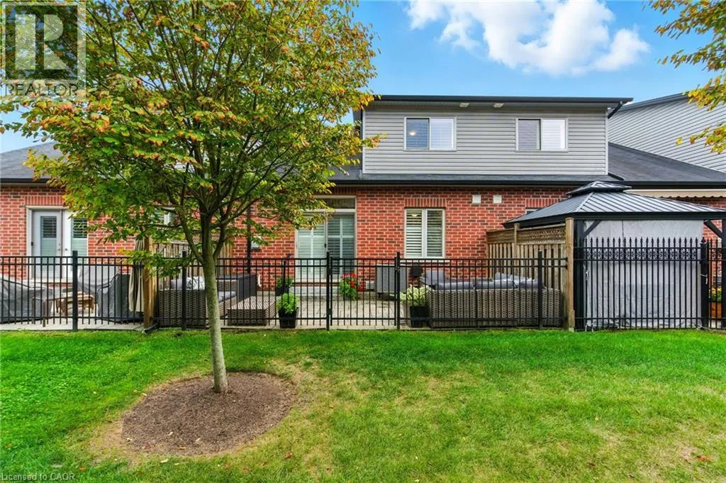 4 BURGUNDY Grove