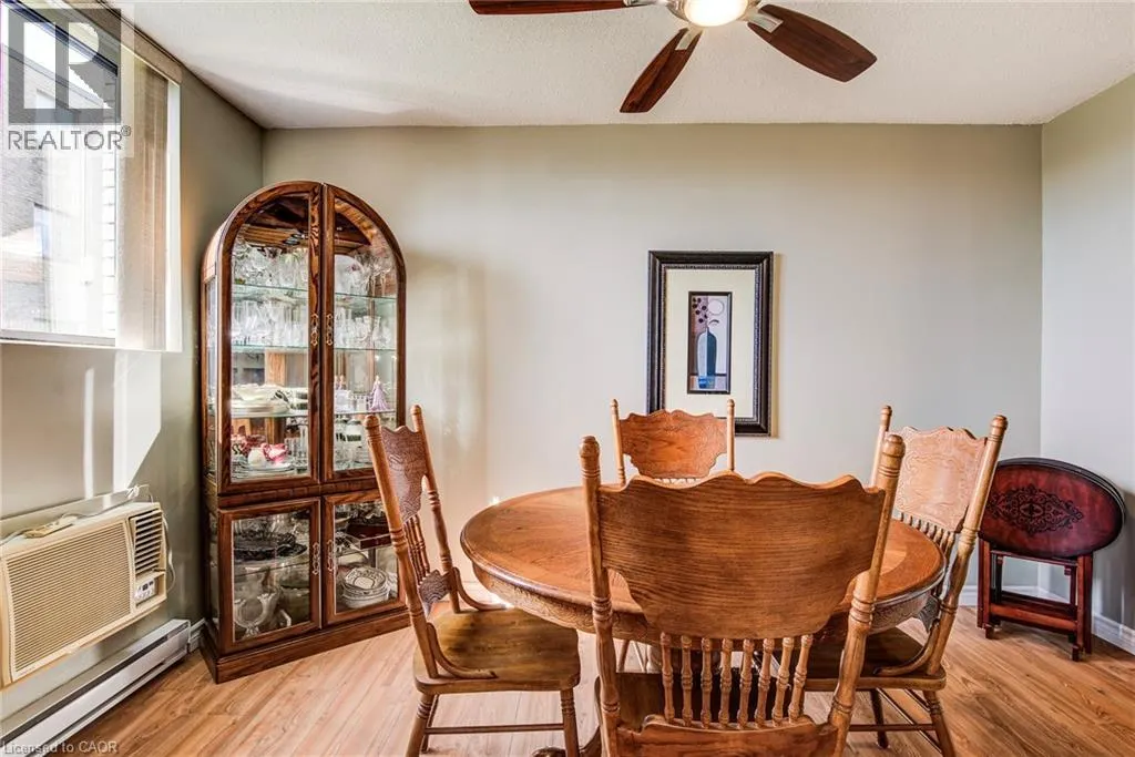 89 WESTWOOD Road Unit# 405, #405