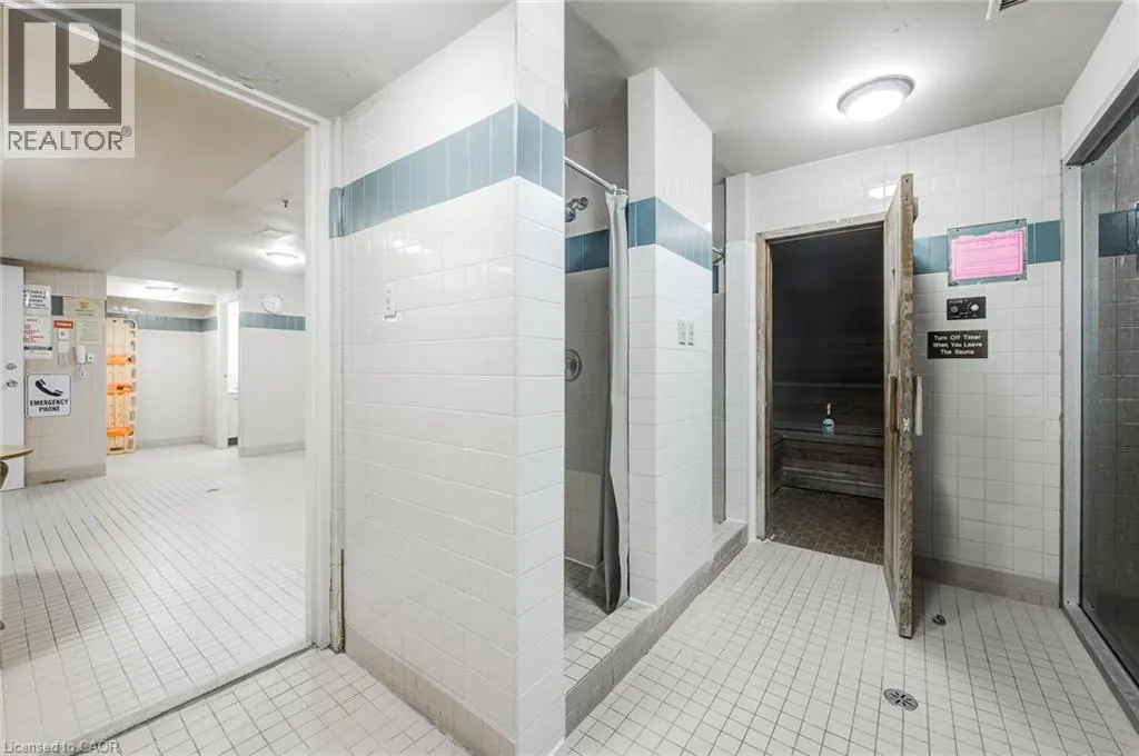 89 WESTWOOD Road Unit# 405, #405