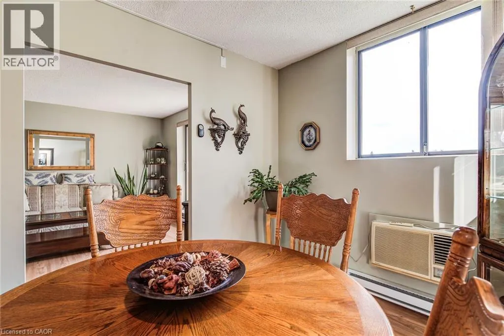 89 WESTWOOD Road Unit# 405, #405