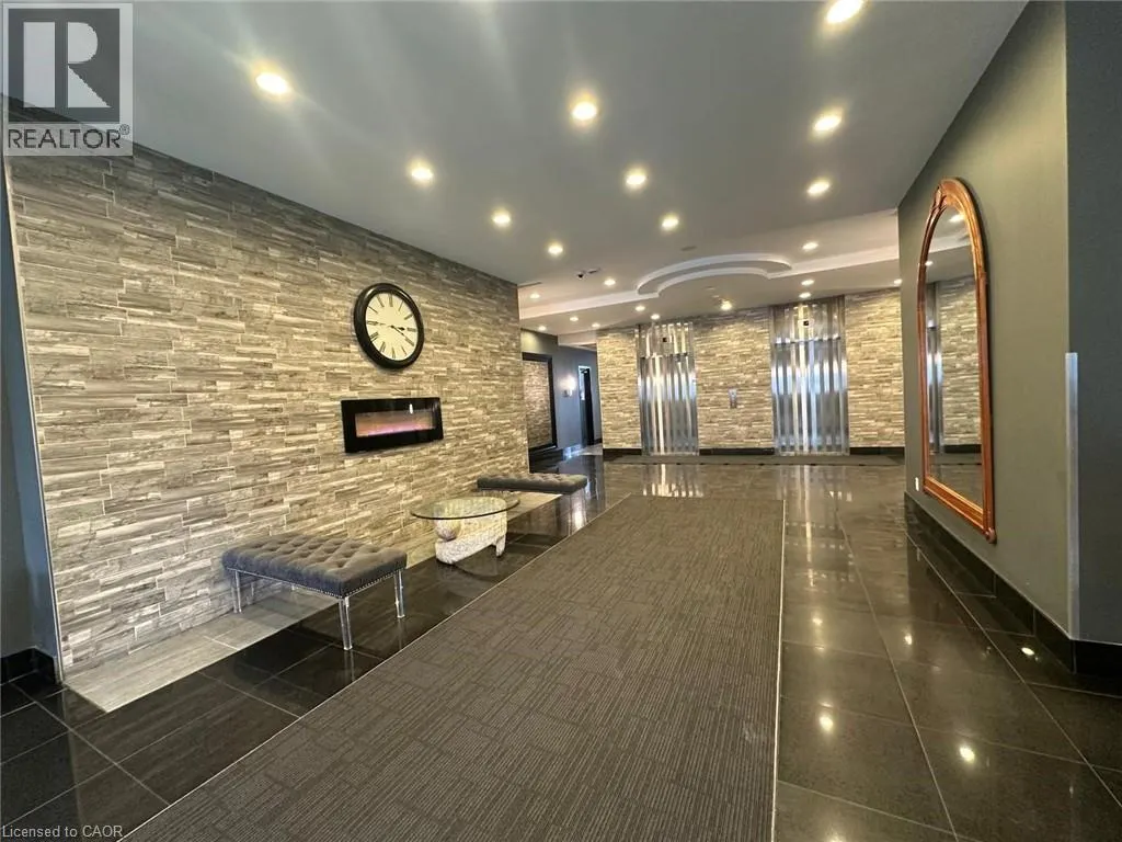 135 JAMES Street S Unit# 409, #409