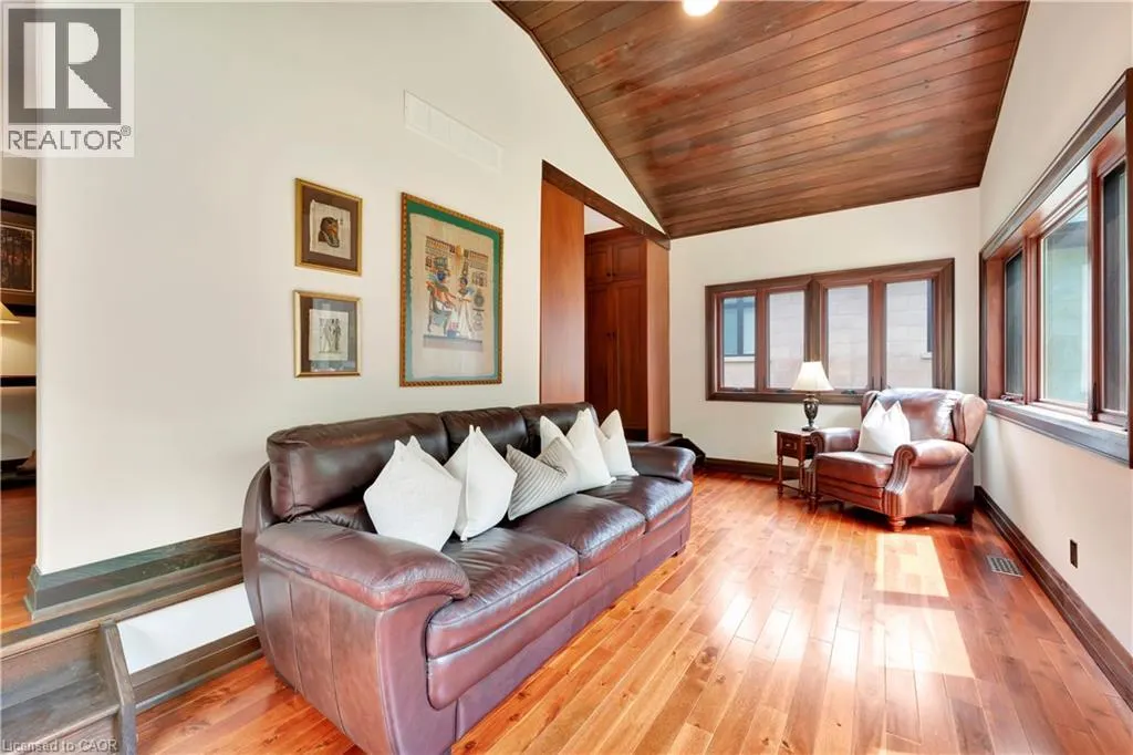 11 MAPLE HILL Drive