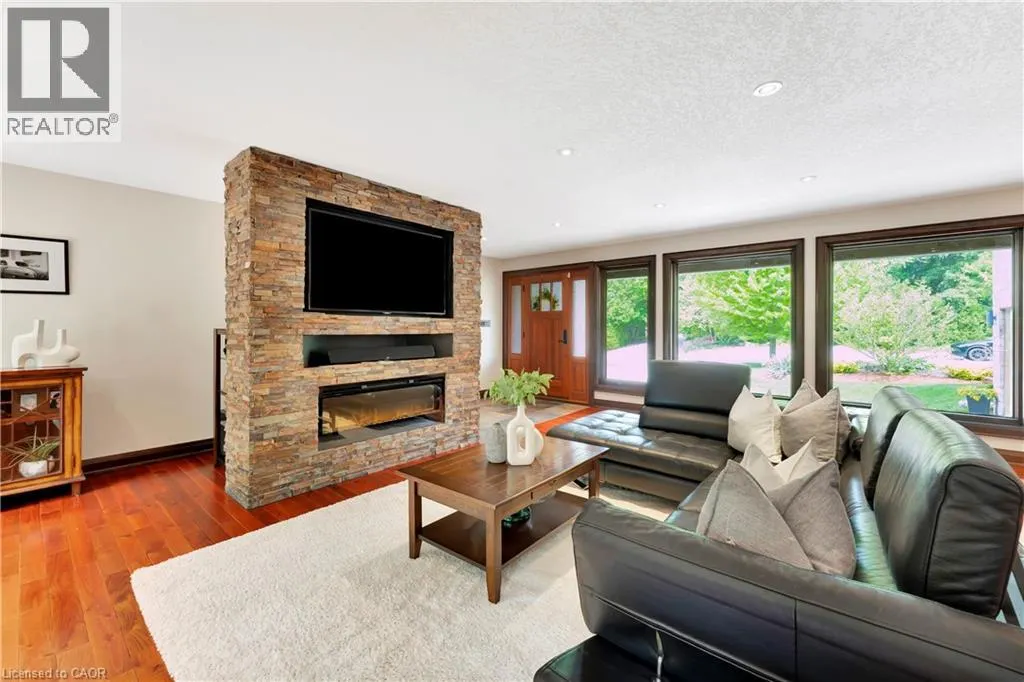 11 MAPLE HILL Drive