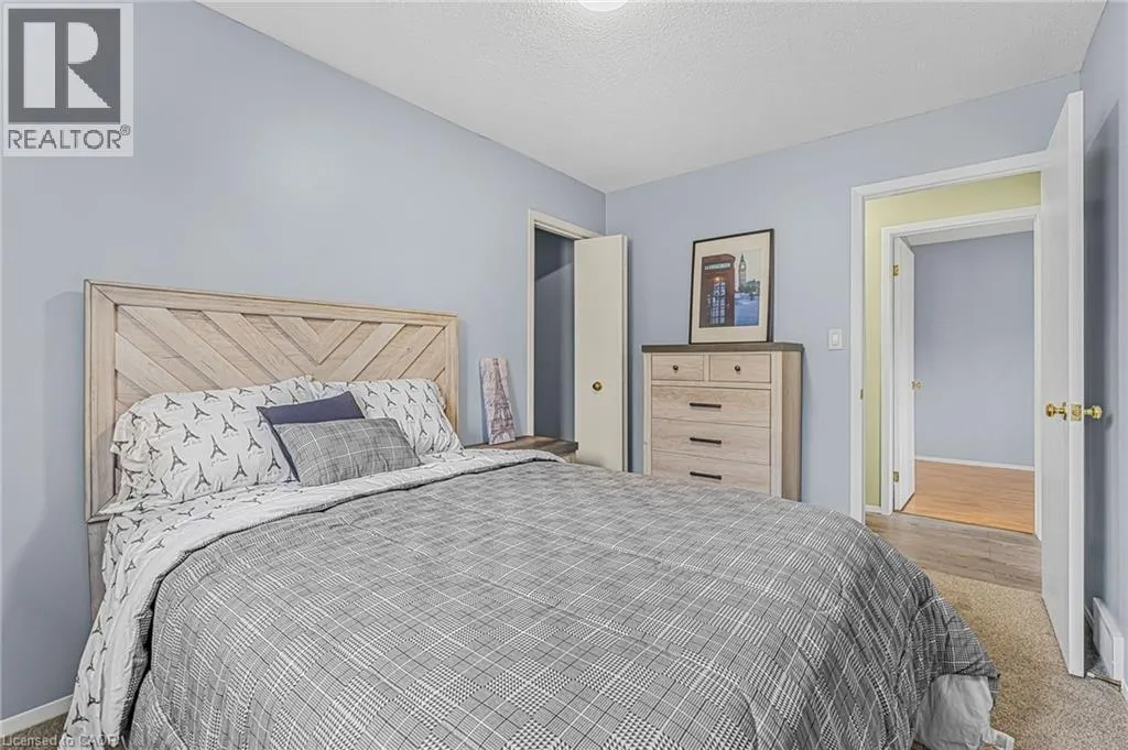 5880 CRIMSON Drive