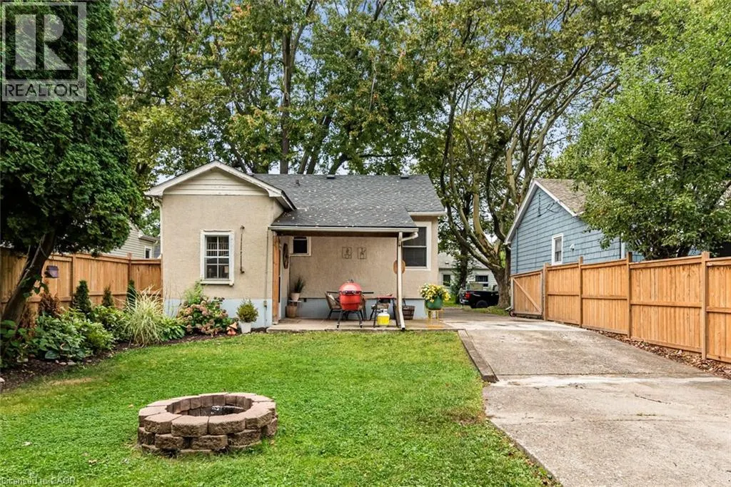 28 LONGFELLOW Avenue