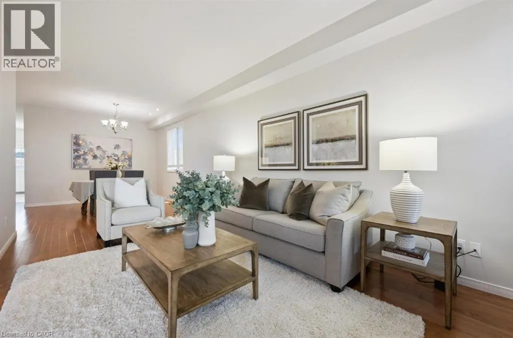416 BEAUMONT Crescent