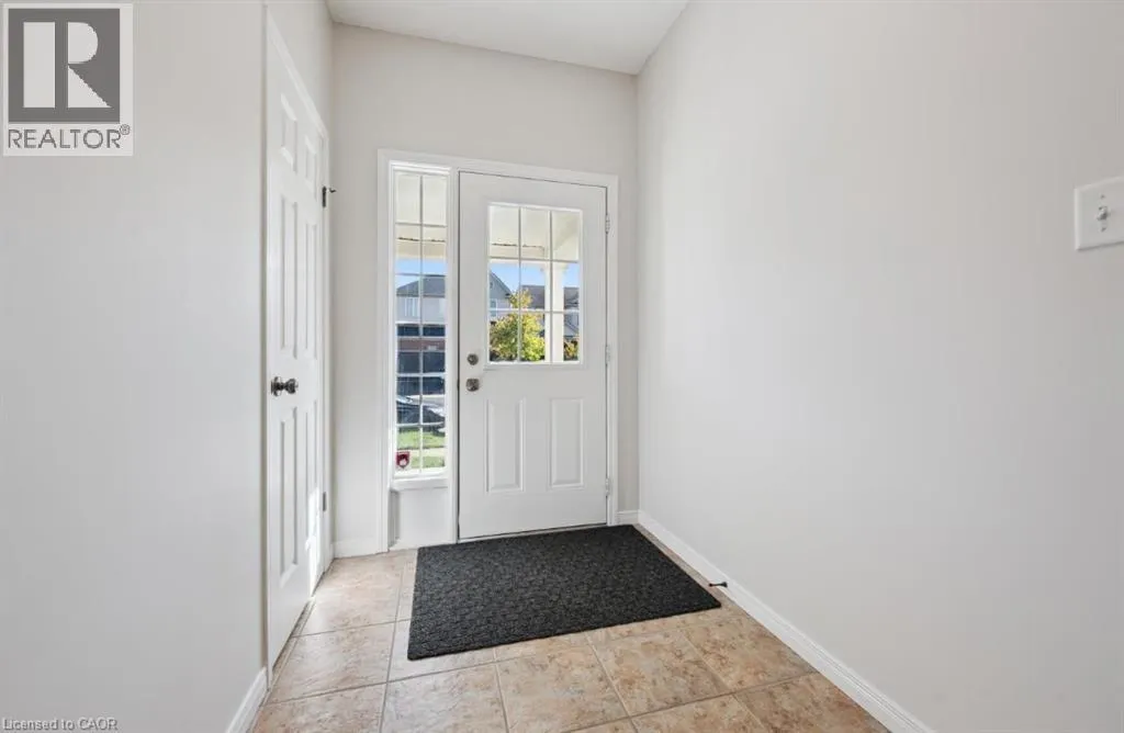 416 BEAUMONT Crescent