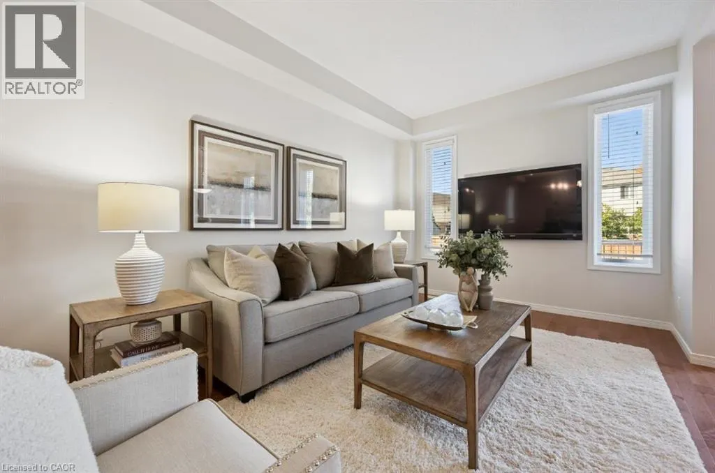 416 BEAUMONT Crescent