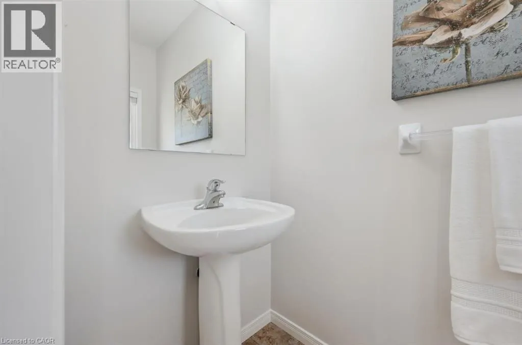 416 BEAUMONT Crescent