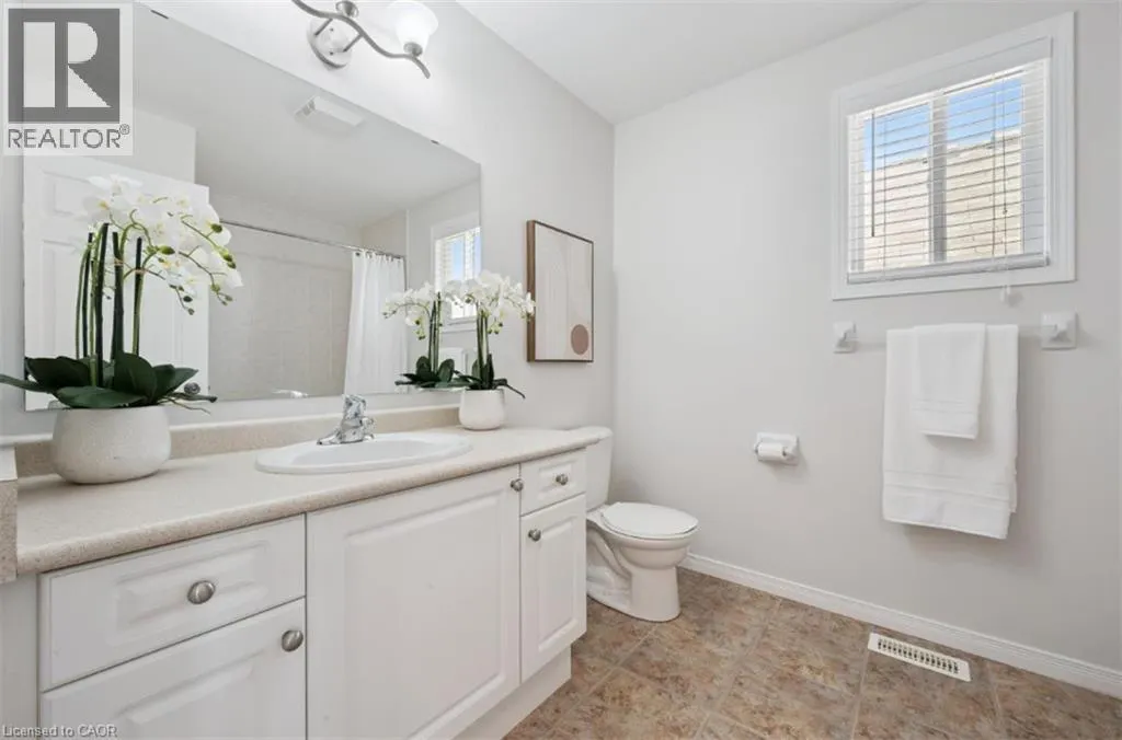 416 BEAUMONT Crescent