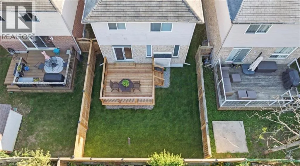 416 BEAUMONT Crescent