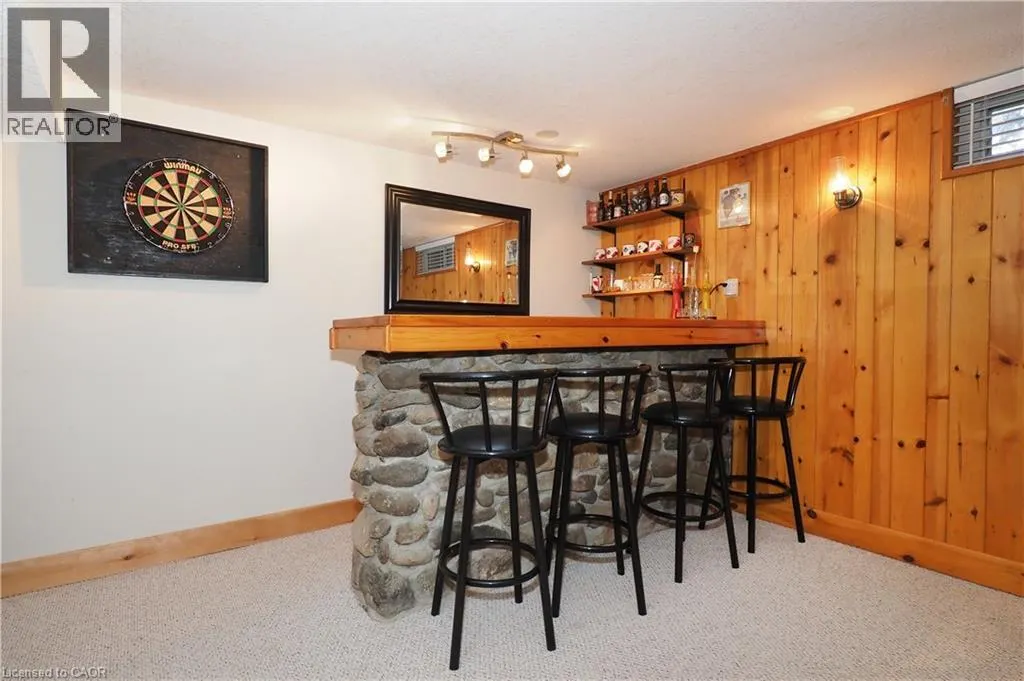 44 MILTON Avenue W