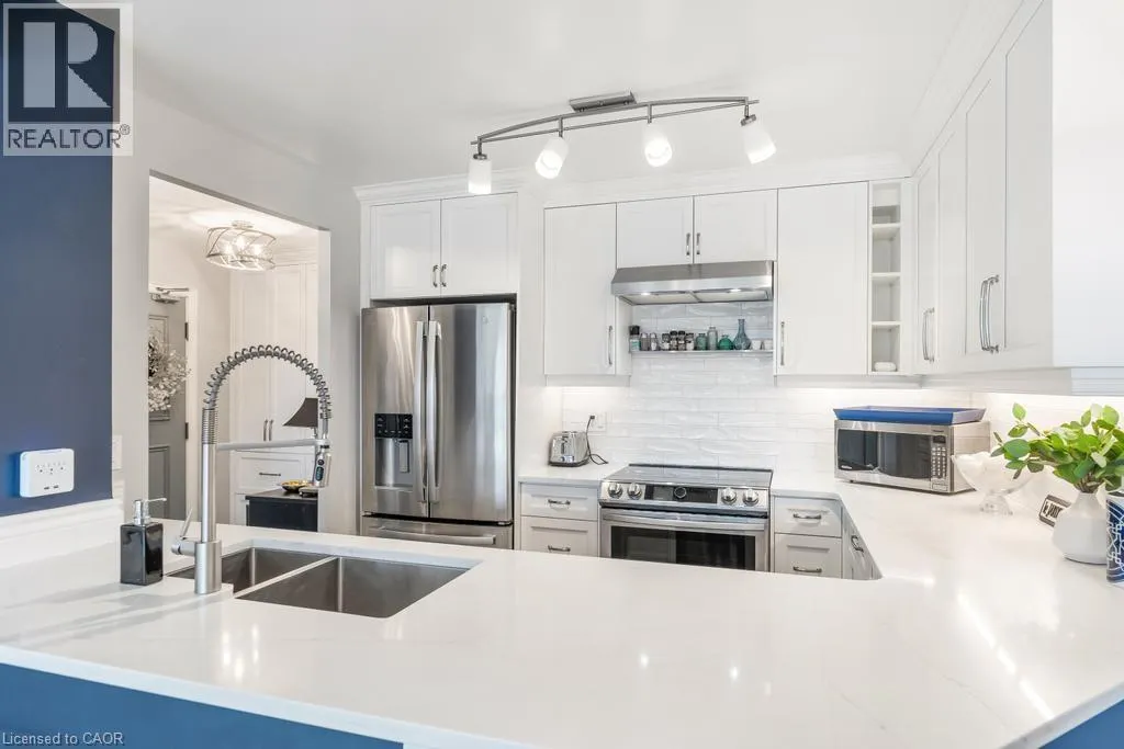 442 MAPLE Avenue Unit# 1101, #1101