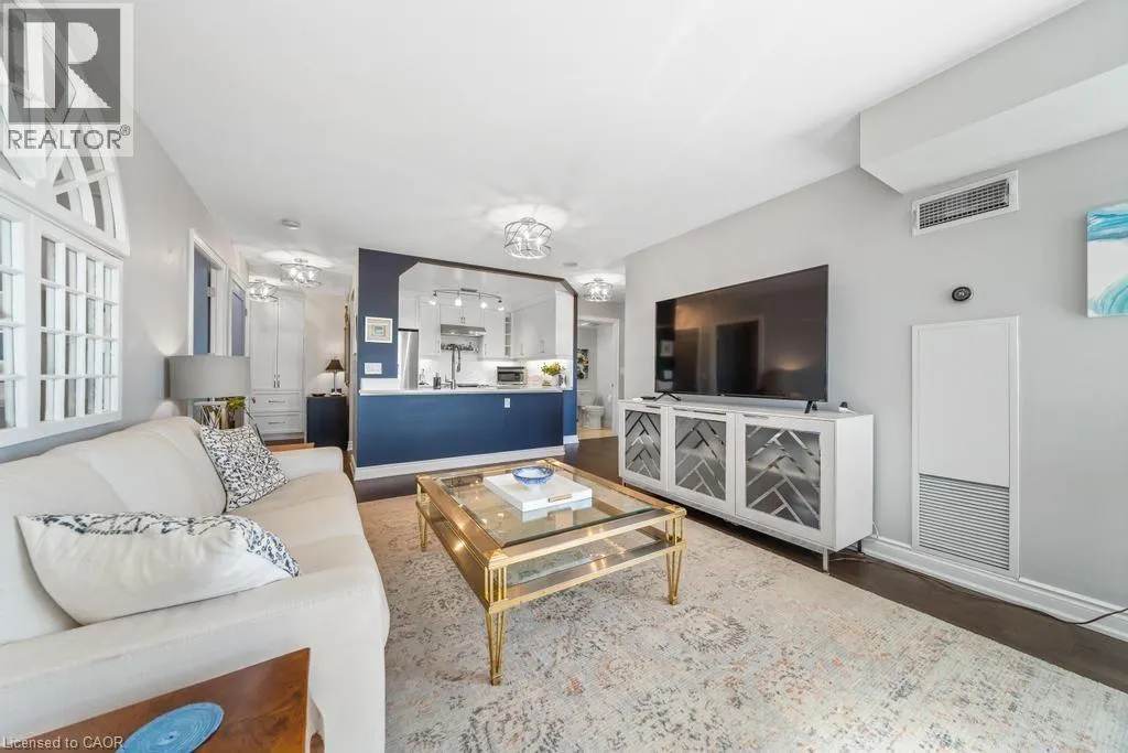 442 MAPLE Avenue Unit# 1101, #1101