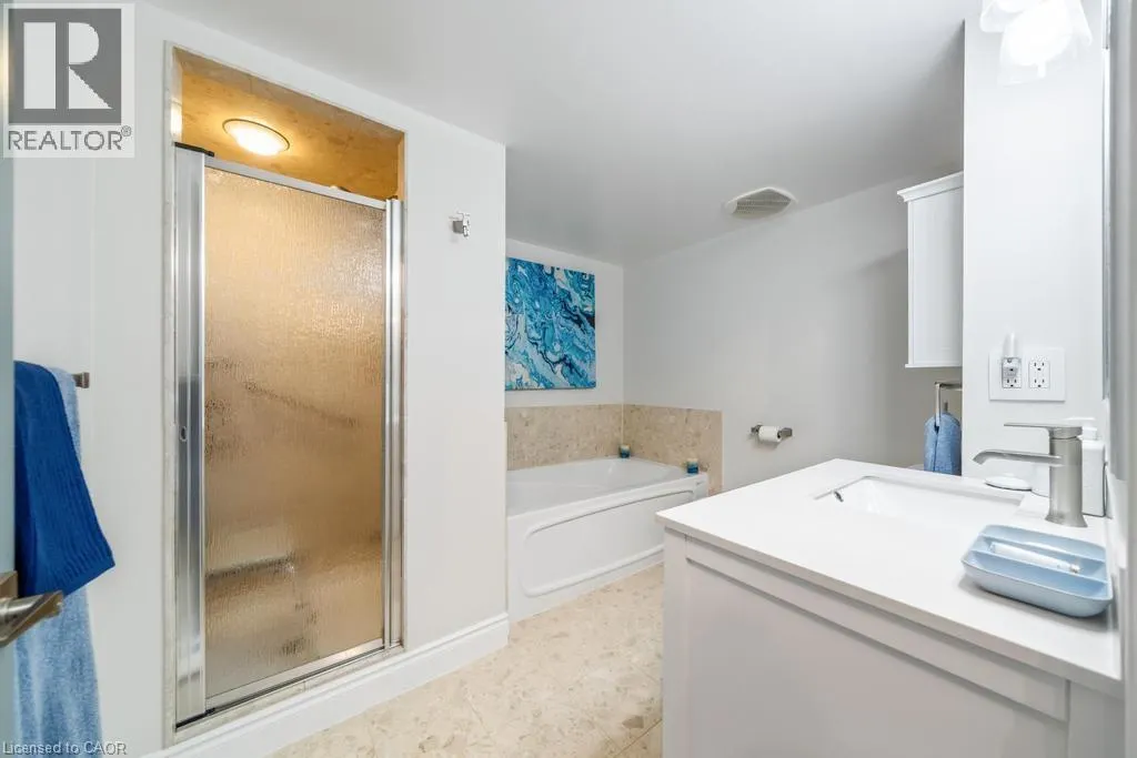 442 MAPLE Avenue Unit# 1101, #1101