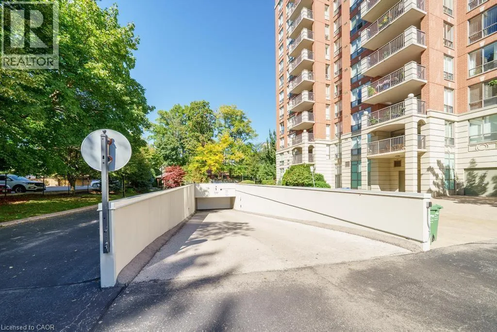 442 MAPLE Avenue Unit# 1101, #1101