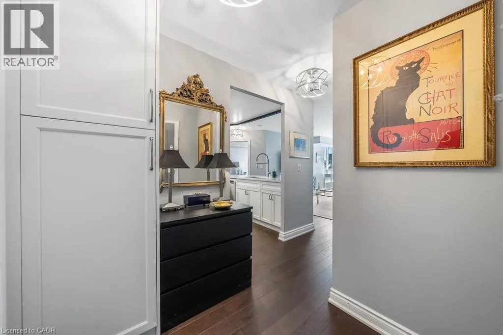 442 MAPLE Avenue Unit# 1101, #1101