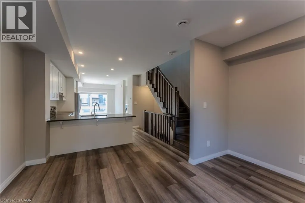 720 GREY Street Unit# 30, #30