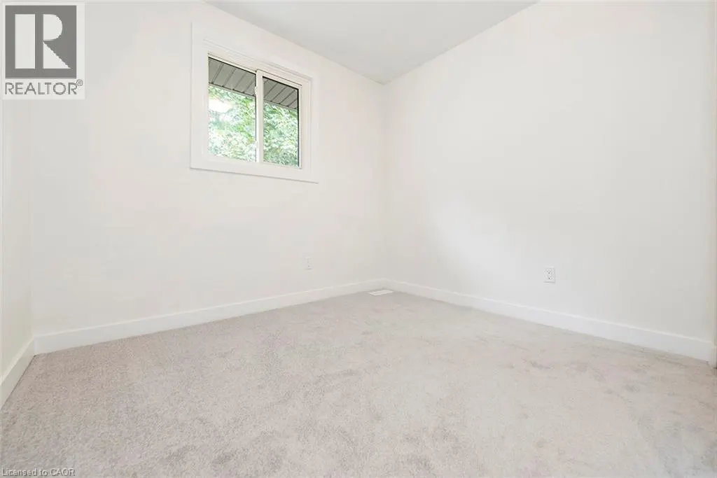 76 WOODMAN Drive N