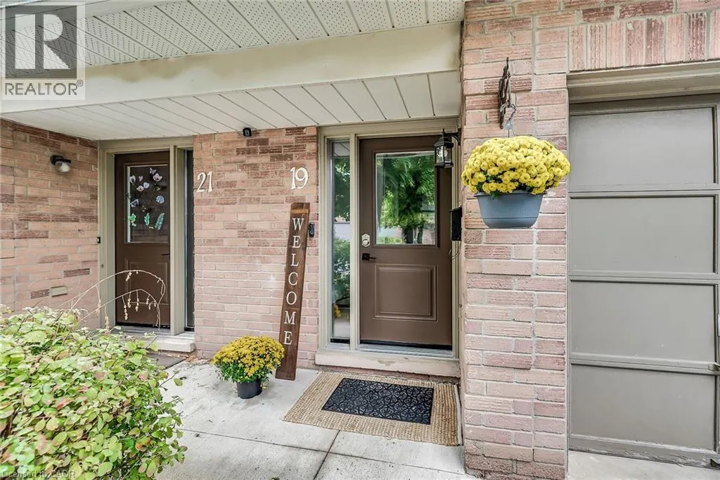 26 MOSS Boulevard Unit# 19, #19