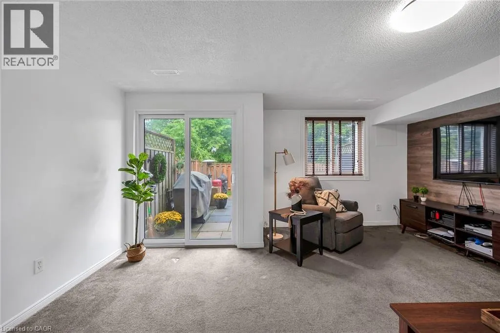 26 MOSS Boulevard Unit# 19, #19