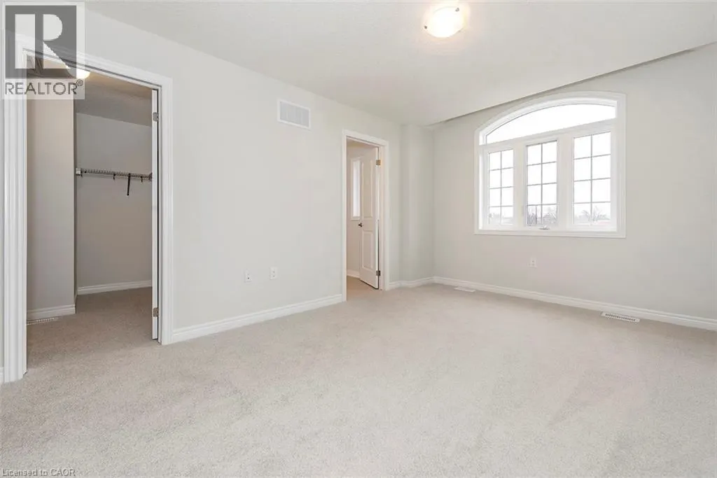 20 LINDEN PARK Lane