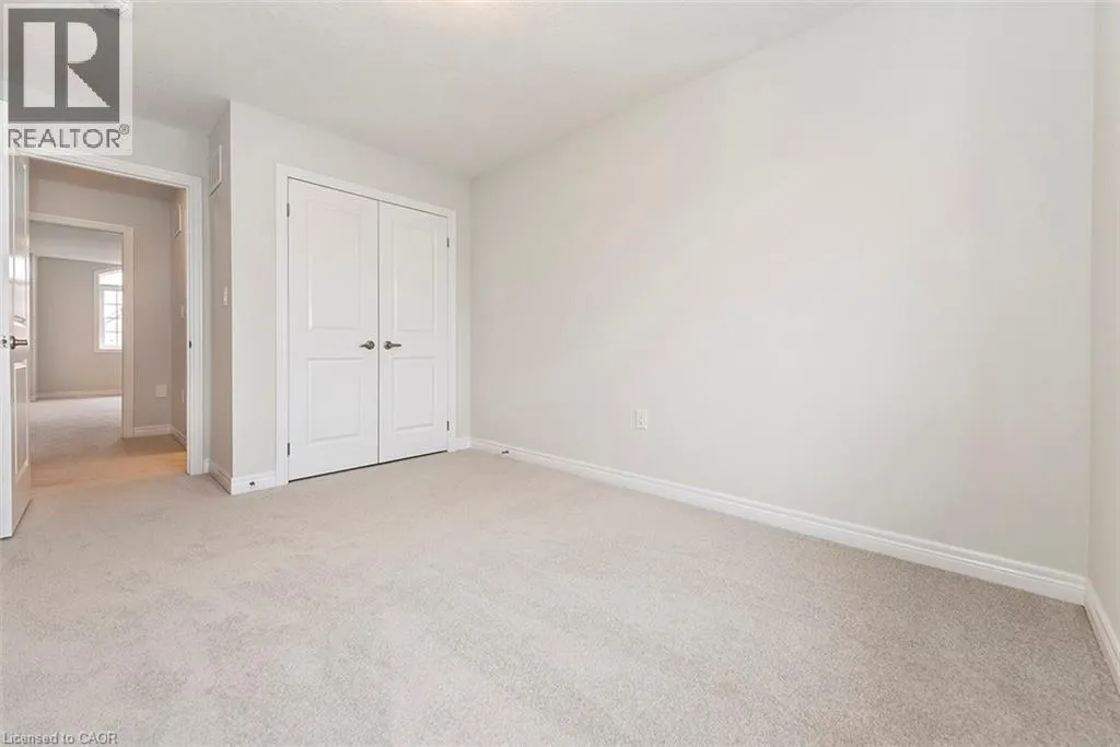 20 LINDEN PARK Lane