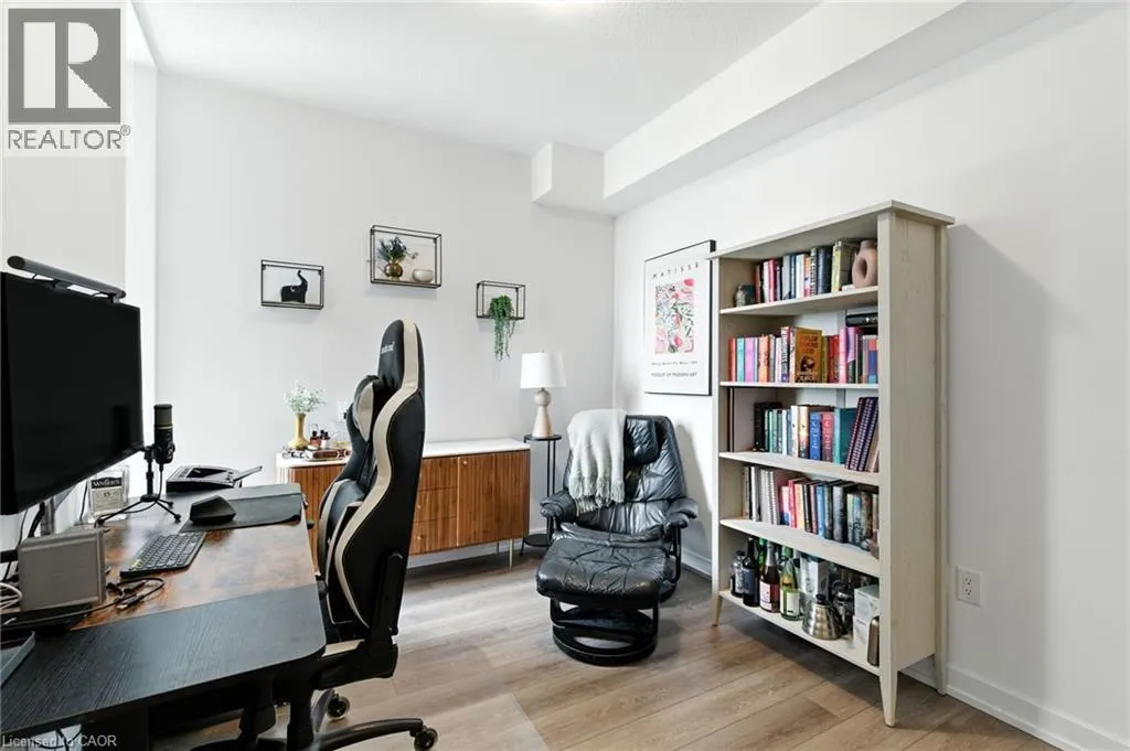 460 DUNDAS Street E Unit# 313, #313