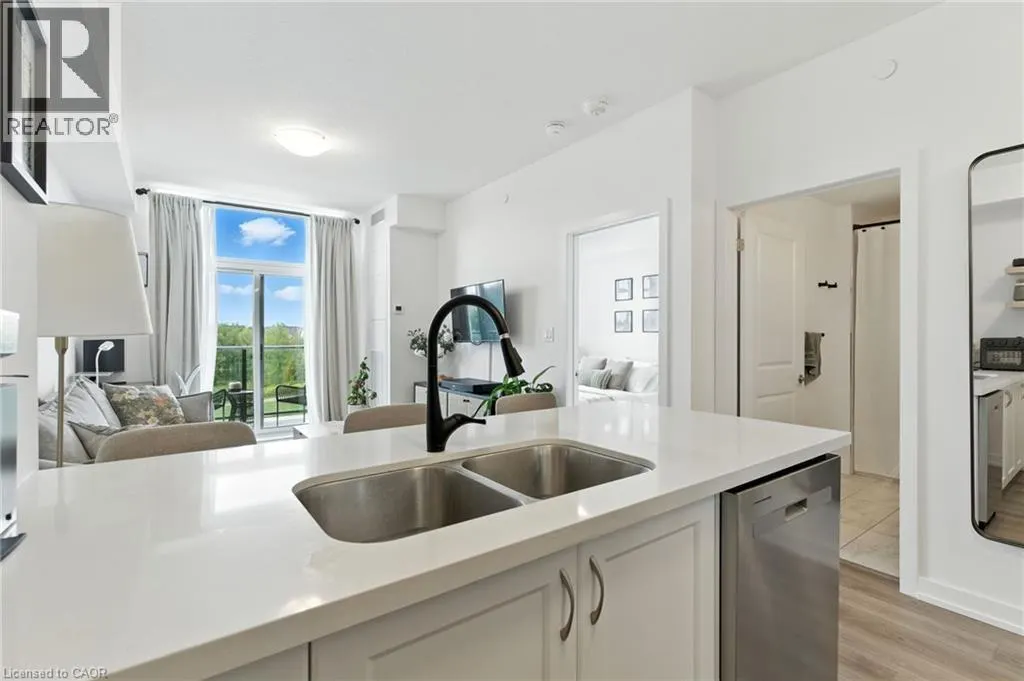 460 DUNDAS Street E Unit# 313, #313