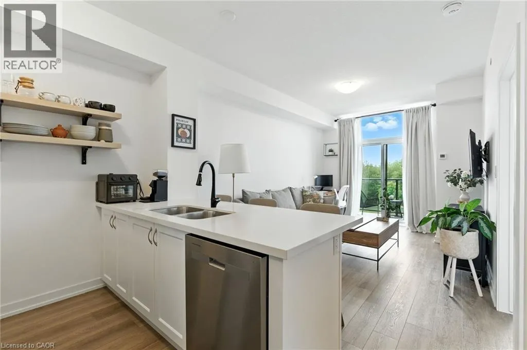 460 DUNDAS Street E Unit# 313, #313