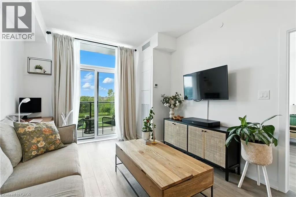 460 DUNDAS Street E Unit# 313, #313